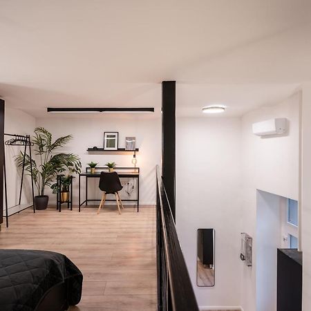 D24 - Historic Quarter Design Loft - Best Location By Bqa Budapest Bagian luar foto