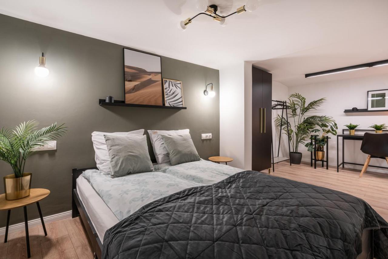 D24 - Historic Quarter Design Loft - Best Location By Bqa Budapest Bagian luar foto